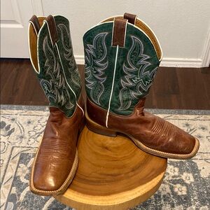 Justin Boots Green and Brown Cowboy Boots